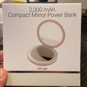 Compact Mirror Power Bank